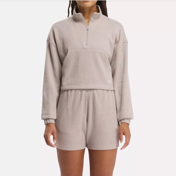 Reebok Classics Wardrobe Essentials Waffle Cover-Up Women Medium NWT Color Ash - Picture 1 of 7